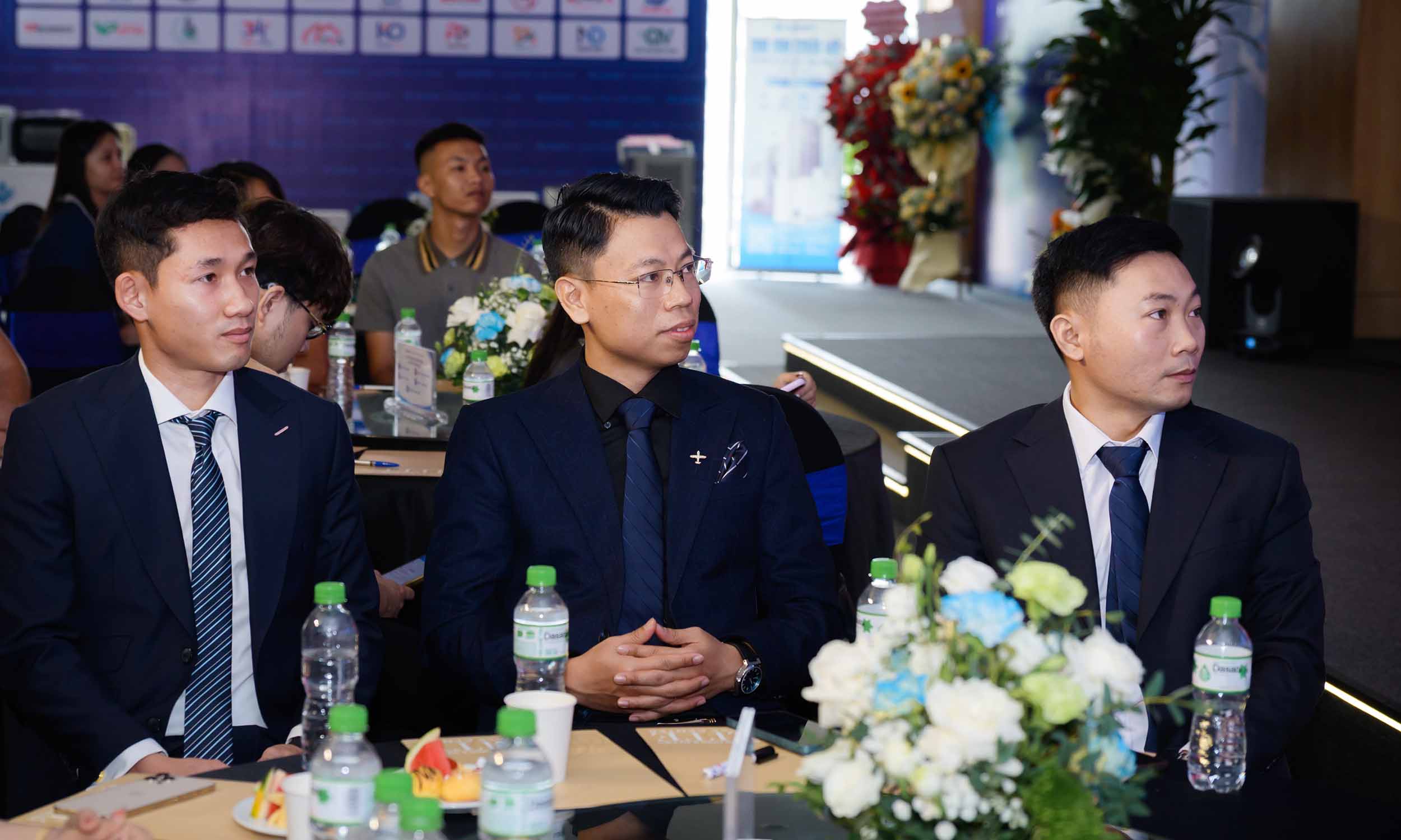 le-ky-ket-dai-su-thuong-hieu-kosmen-cau-thu-nguyen-hai-long-25