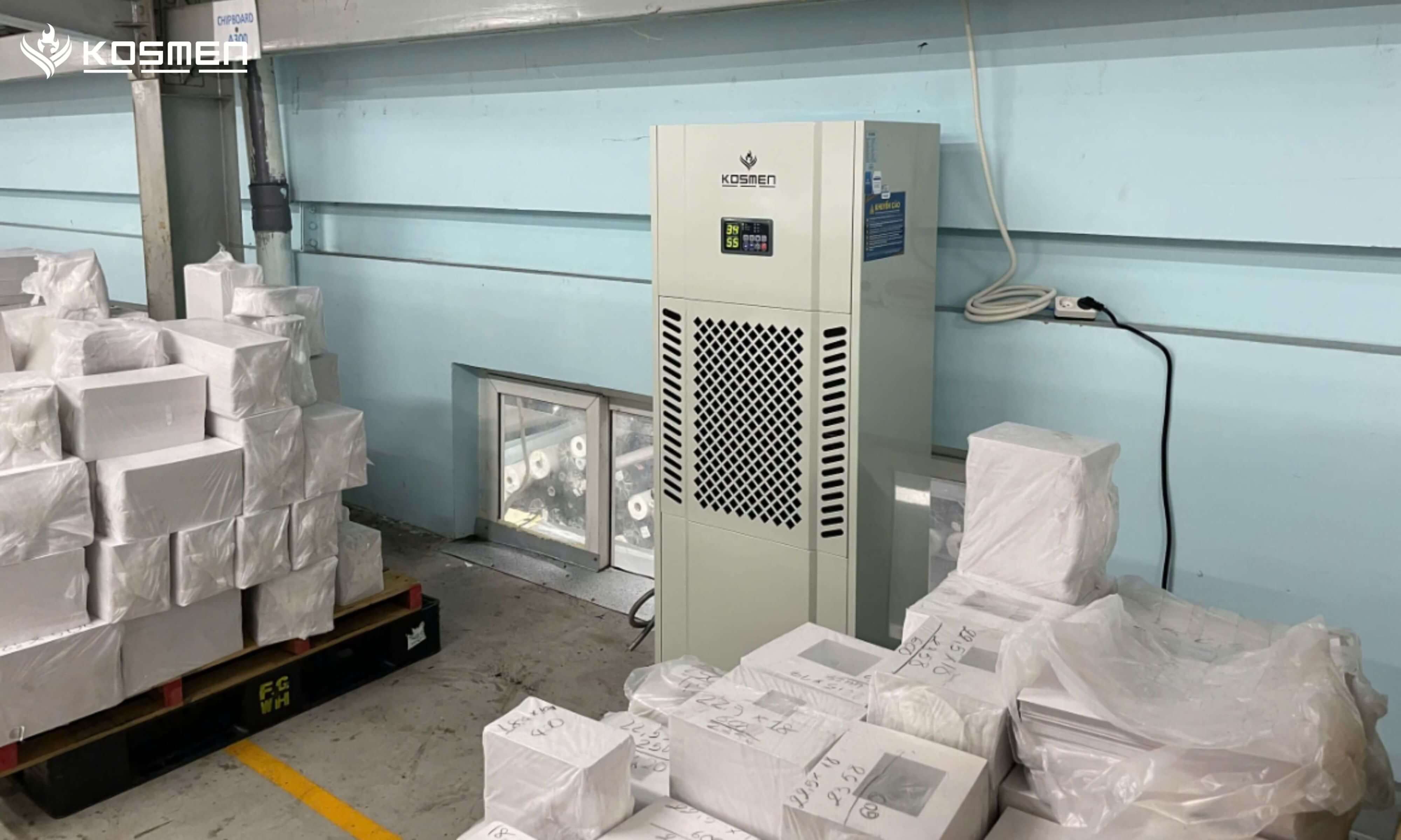 Bảo quản bao b&igrave; giấy chống ẩm mốc với m&aacute;y h&uacute;t ẩm c&ocirc;ng nghiệp Kosmen KM-180S