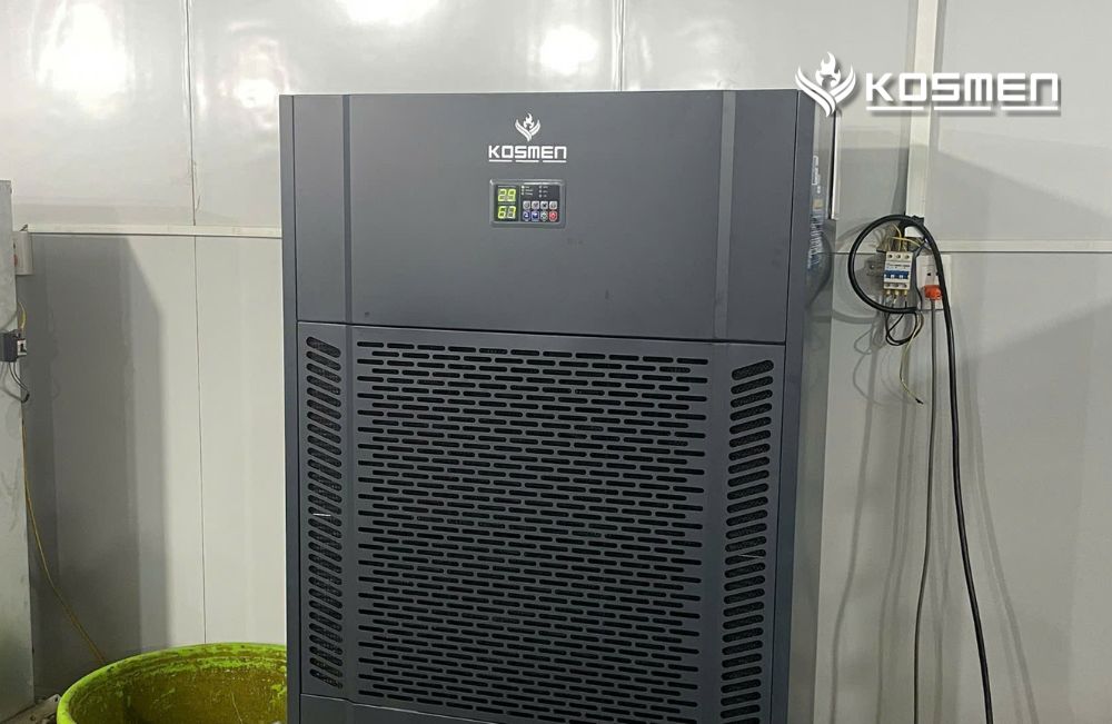 Delivery, Installation & Test Run of Dehumidifiers at the Durian Warehouse.
