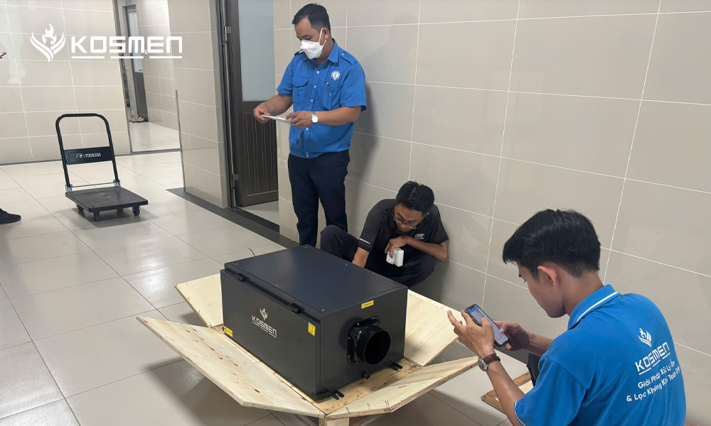 Kosmen KM-180DS với thiết kế âm trần có khả năng hút ẩm bao quát, tránh chiếm diện tích và không gây ảnh hưởng đến luồng di chuyển trong bệnh viện