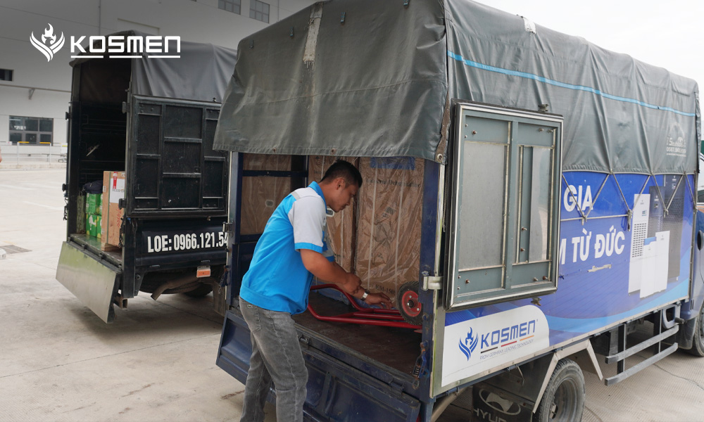 Kosmen vận chuyển máy hút ẩm đến công ty COT Việt Nam