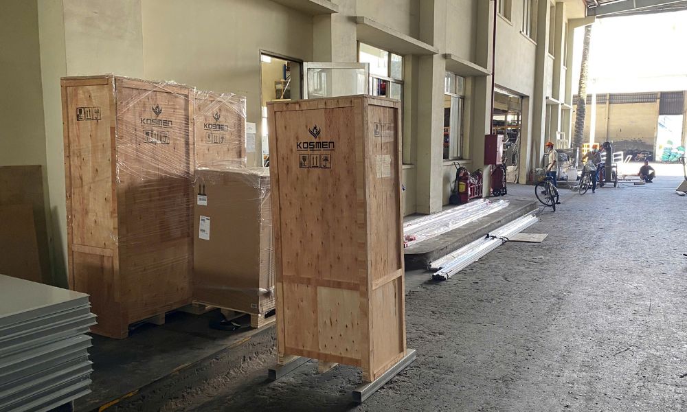 Công ty Liwayway ứng dụng máy hút ẩm Kosmen kiểm soát ẩm không gian sản xuất bao bì nhựa thực phẩm
