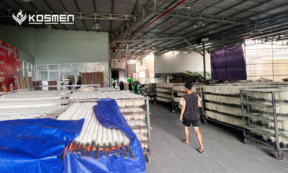 C&ocirc;ng ty Gia Bảo sản xuất 10 - 15 tấn b&uacute;n mỗi ng&agrave;y