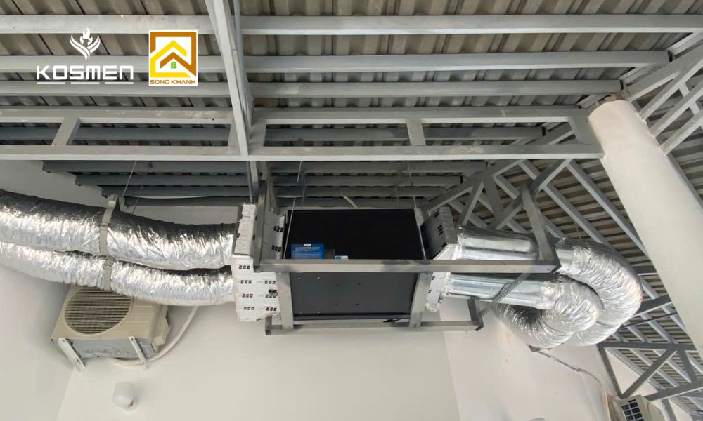 Nghiệm thu m&aacute;y h&uacute;t ẩm &acirc;m trần Kosmen KM-180DS tại Ch&ugrave;a Ch&aacute;nh Đẳng Gi&aacute;c