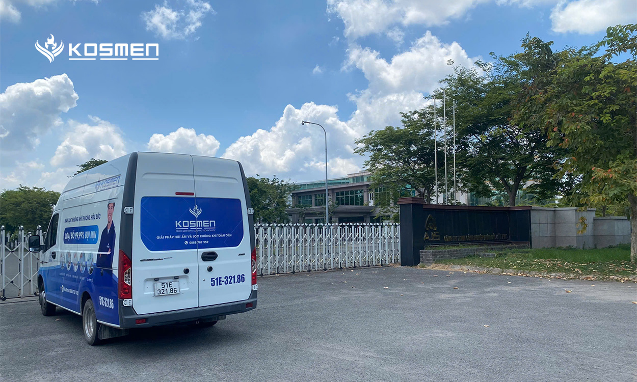 Kosmen vận chuyển máy hút ẩm đến công ty Nhân Đức
