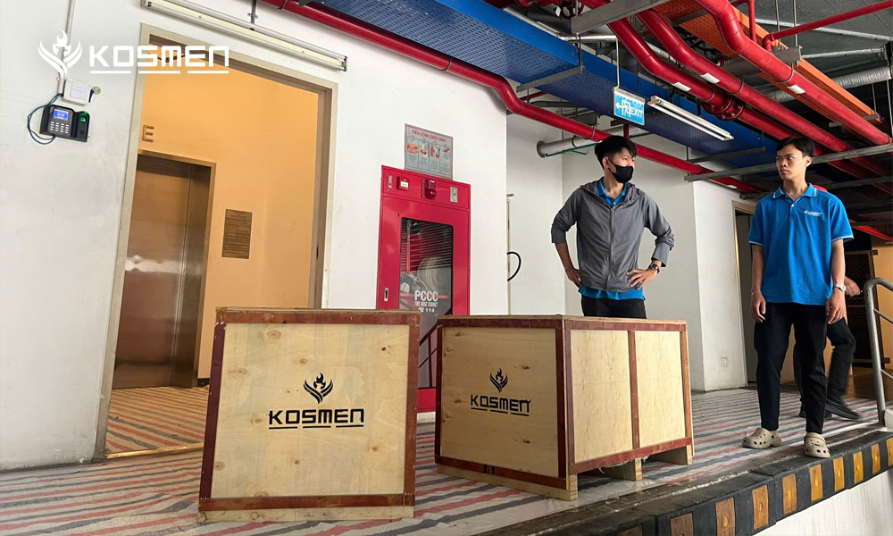 The ceiling-mounted dehumidifier prevents mold growth, creating a dry and comfortable indoor environment