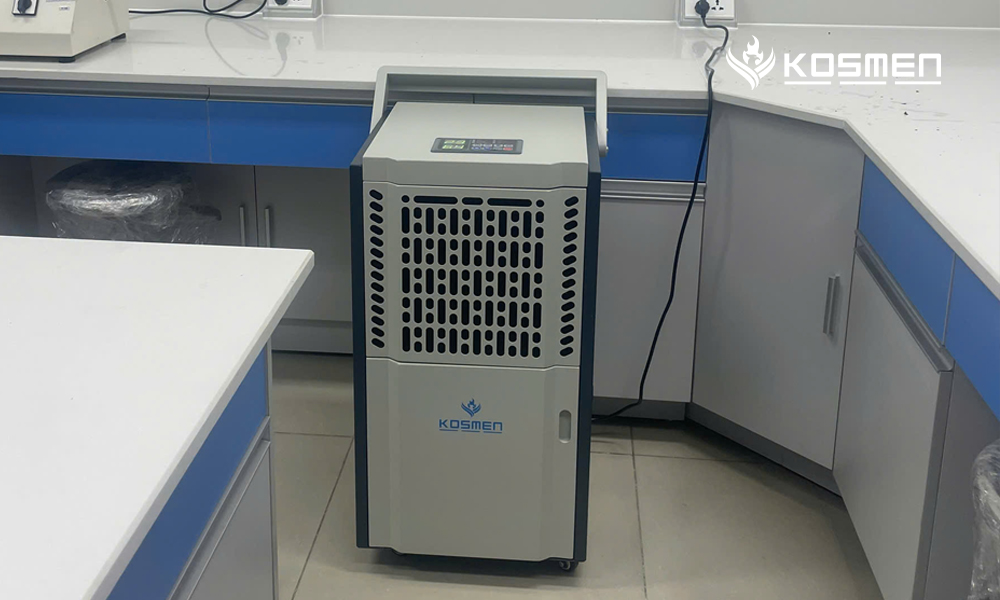 Máy hút ẩm Kosmen KM-90S ngăn ẩm mốc vải hiệu quả