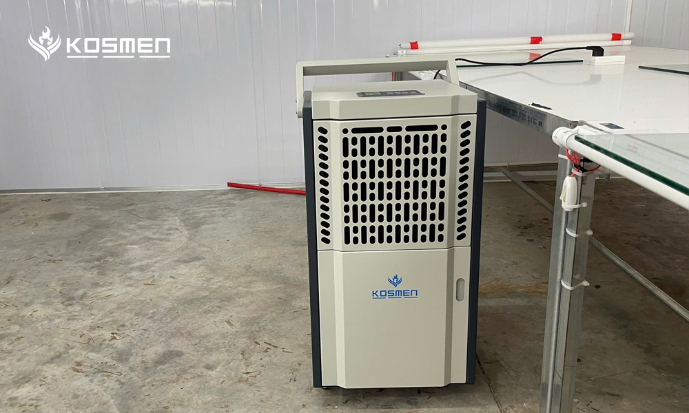 Máy hút ẩm Kosmen KM-90S ngăn ngừa ẩm mốc, hư hỏng tóc hiệu quả