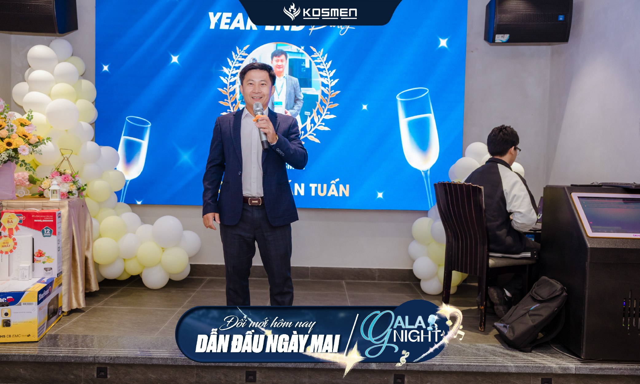 CEO Nguyễn Văn Tuấn phát biểu tại đêm Gala night