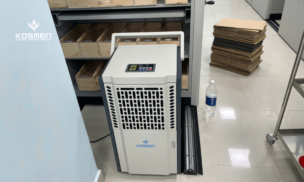 The compact and space-saving design of the Kosmen KM-90S ensures convenience and efficiency