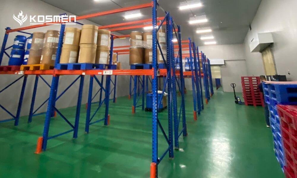 Khảo sát kho để chuẩn bị cho quá trình lắp đặt và bàn giao