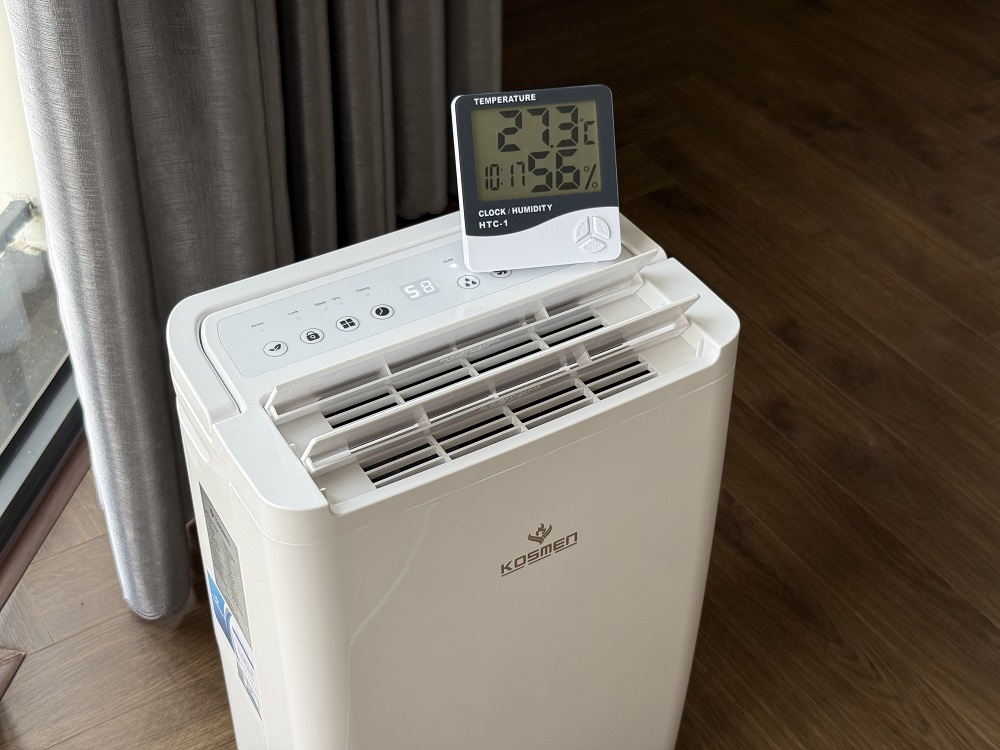 Kosmen KM-12W c&ocirc;ng suất 12 l&iacute;t cho ph&ograve;ng từ 10-40m2