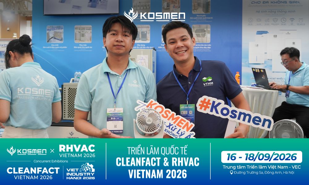 Visitors Win Prizes At Kosmen Booth
